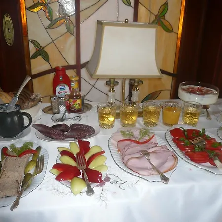 Dworek Genny Bed & Breakfast Polanica-Zdroj