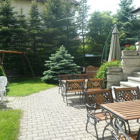 Dworek Genny 펜션 폴라니카-즈루이