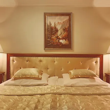 Dworek Genny Bed & Breakfast